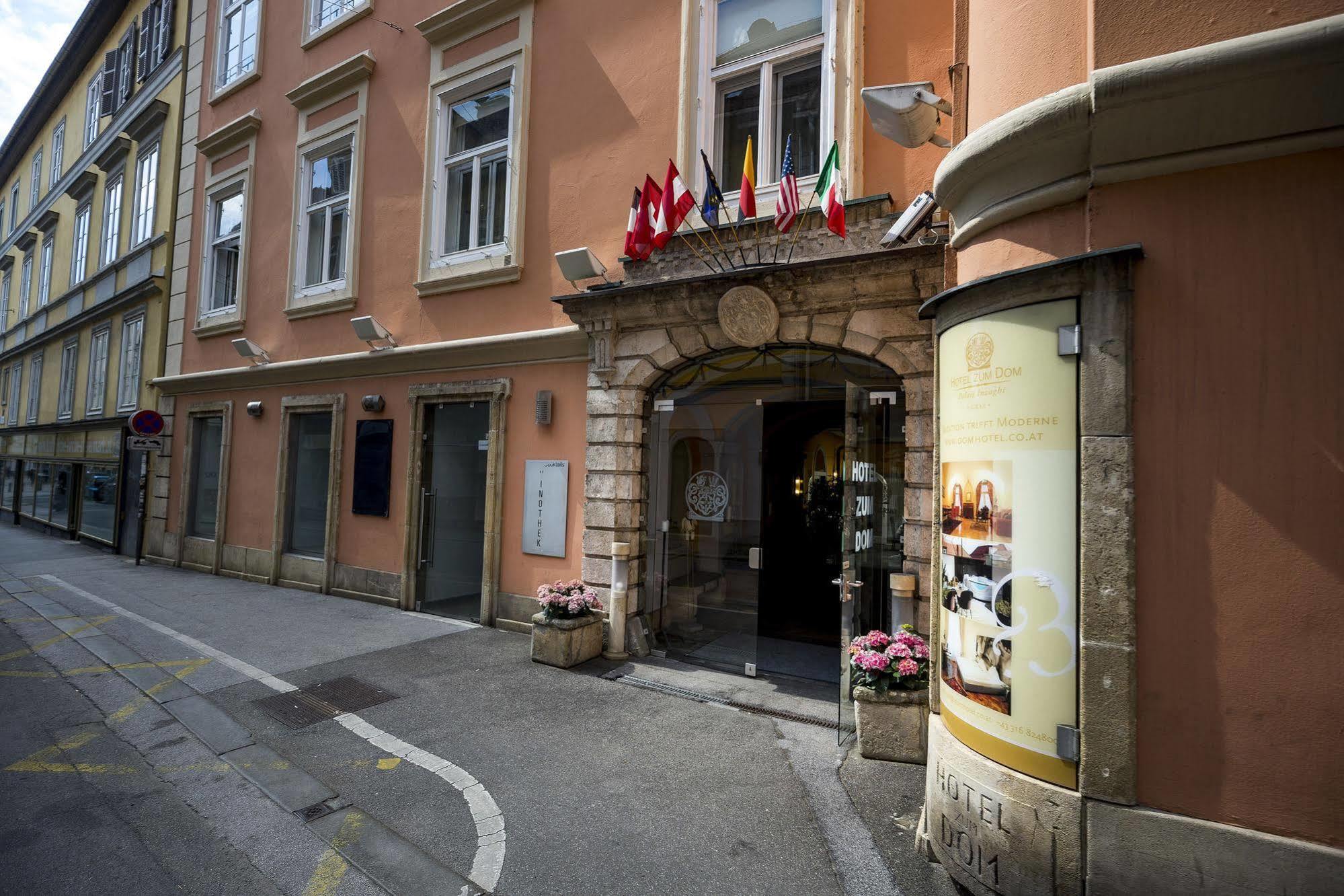 Boutique Dom - &